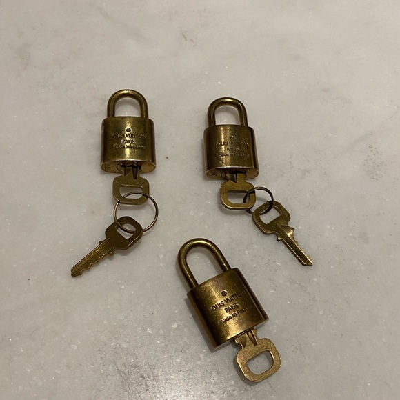 Louis Vuitton Brass Lock & Key Set - Picture 3 of 16